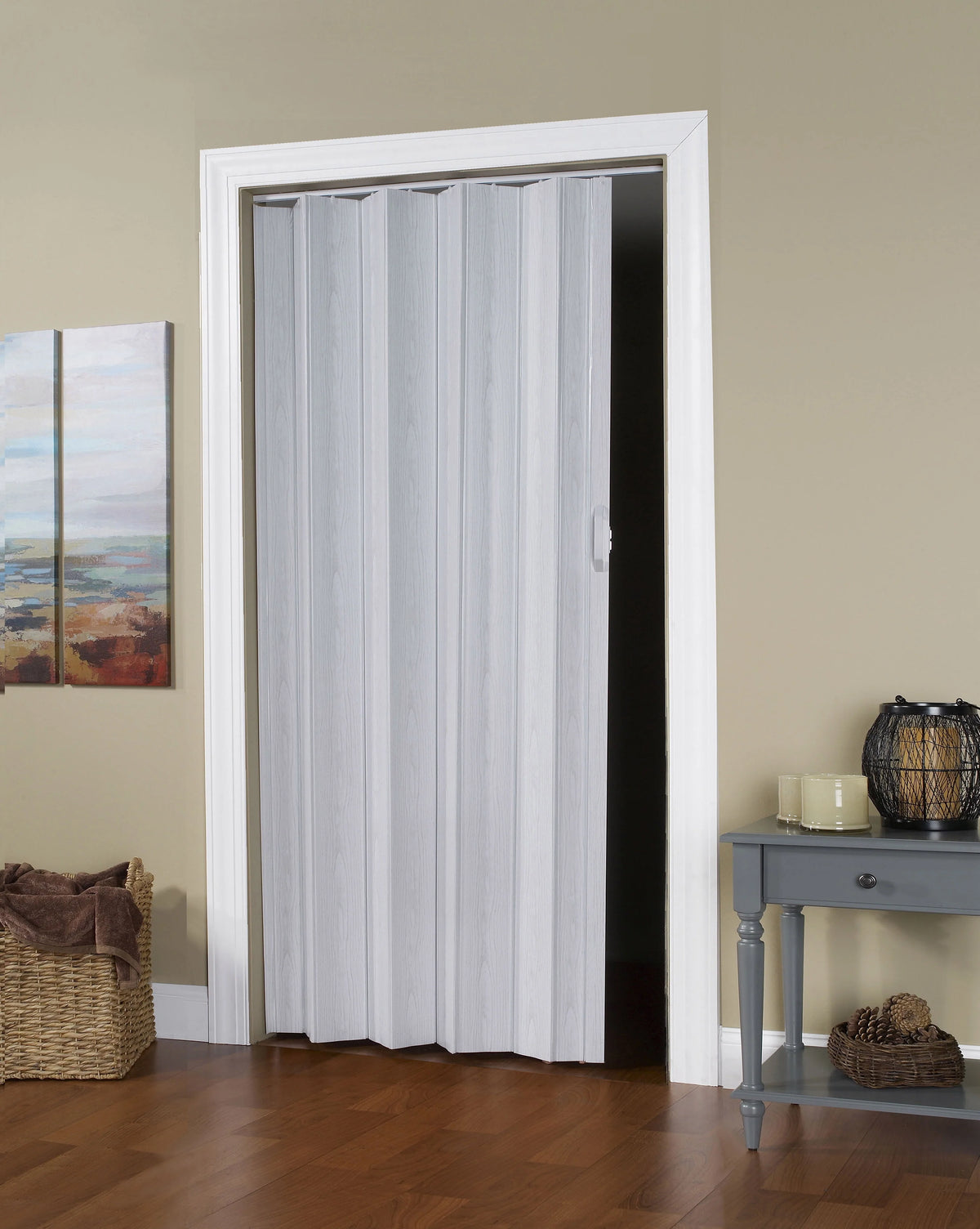 White Vinyl Accordion Folding Door Z1195