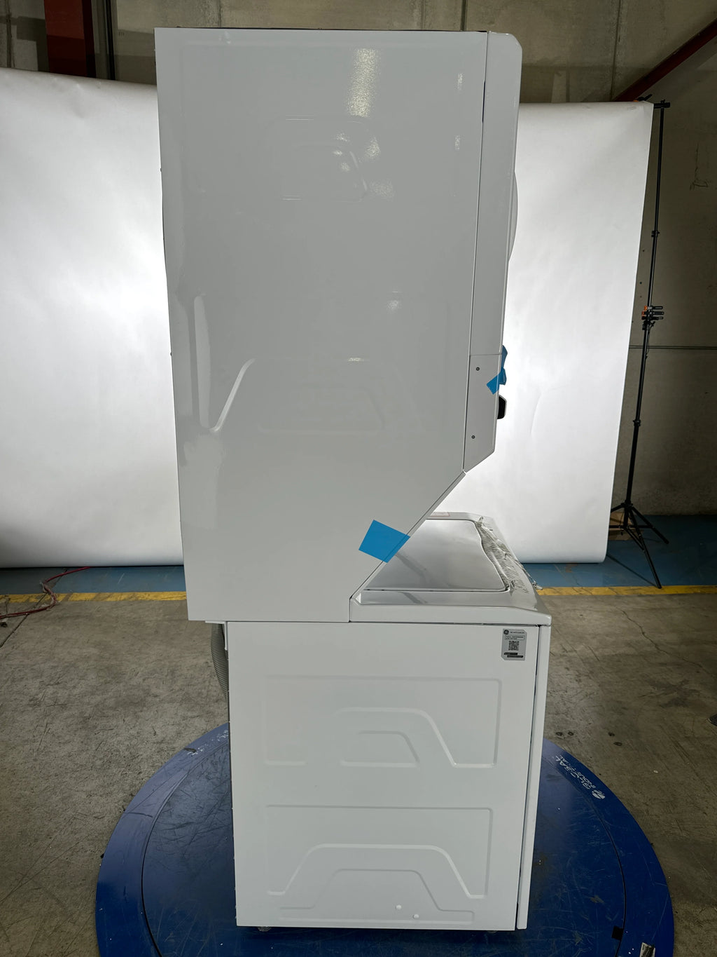 3.8 cu. ft. Washer 5.9 cu. ft. Electric Dryer Combo White A720
