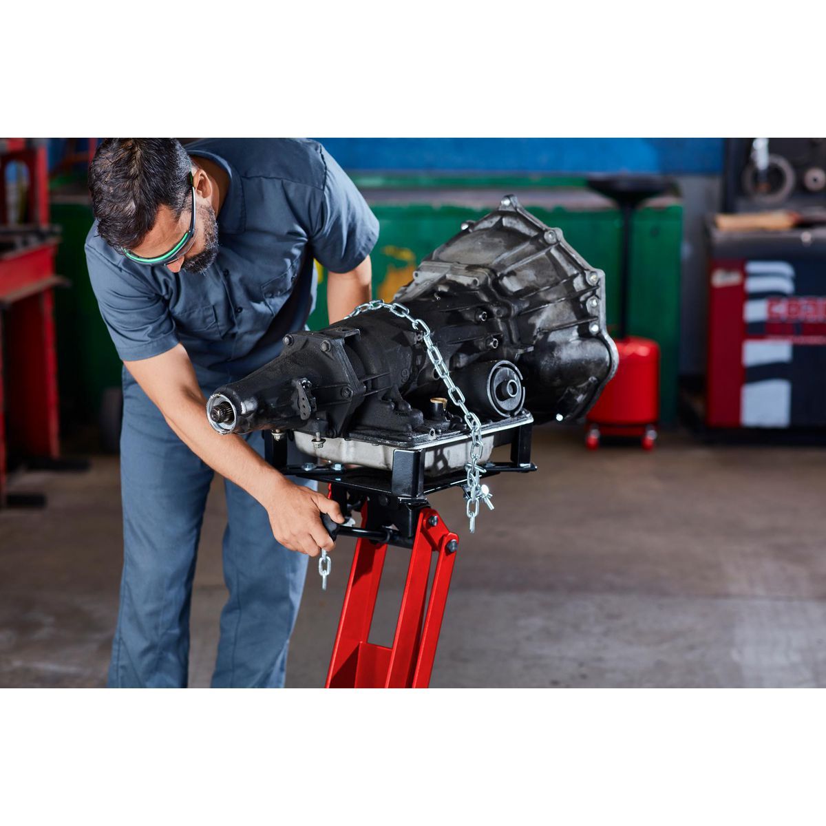 2000 lb. Low-Profile Transmission Jack T159384