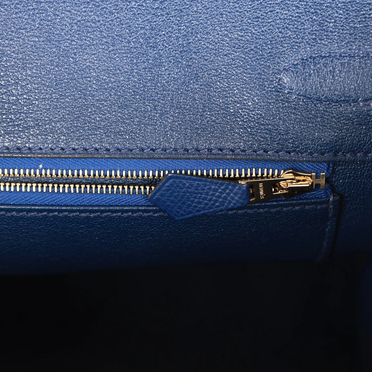 Bleu Saphir Epsom Leather Handbag T311