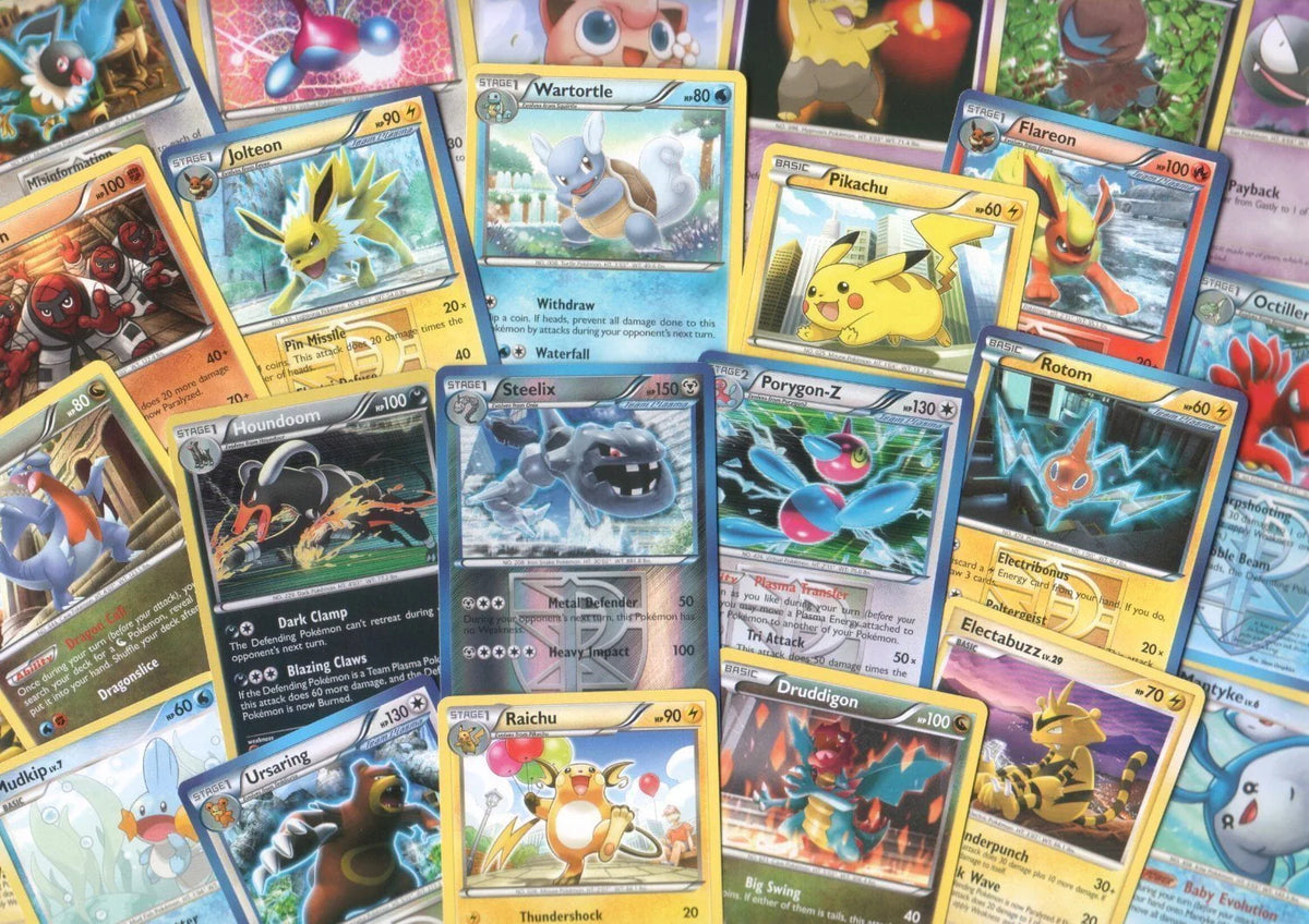 Assorted Pokemon Trading Cards L920661