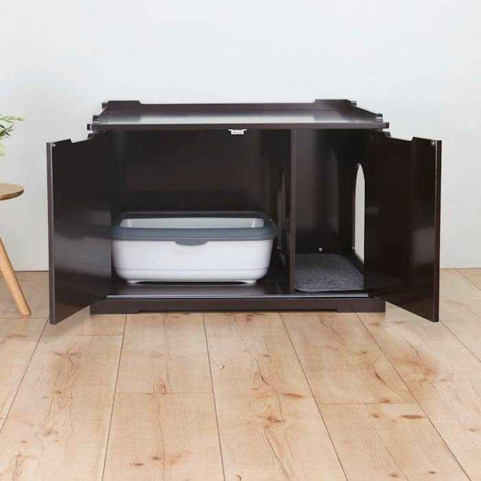 Wooden Pet House and Litter Box A91318