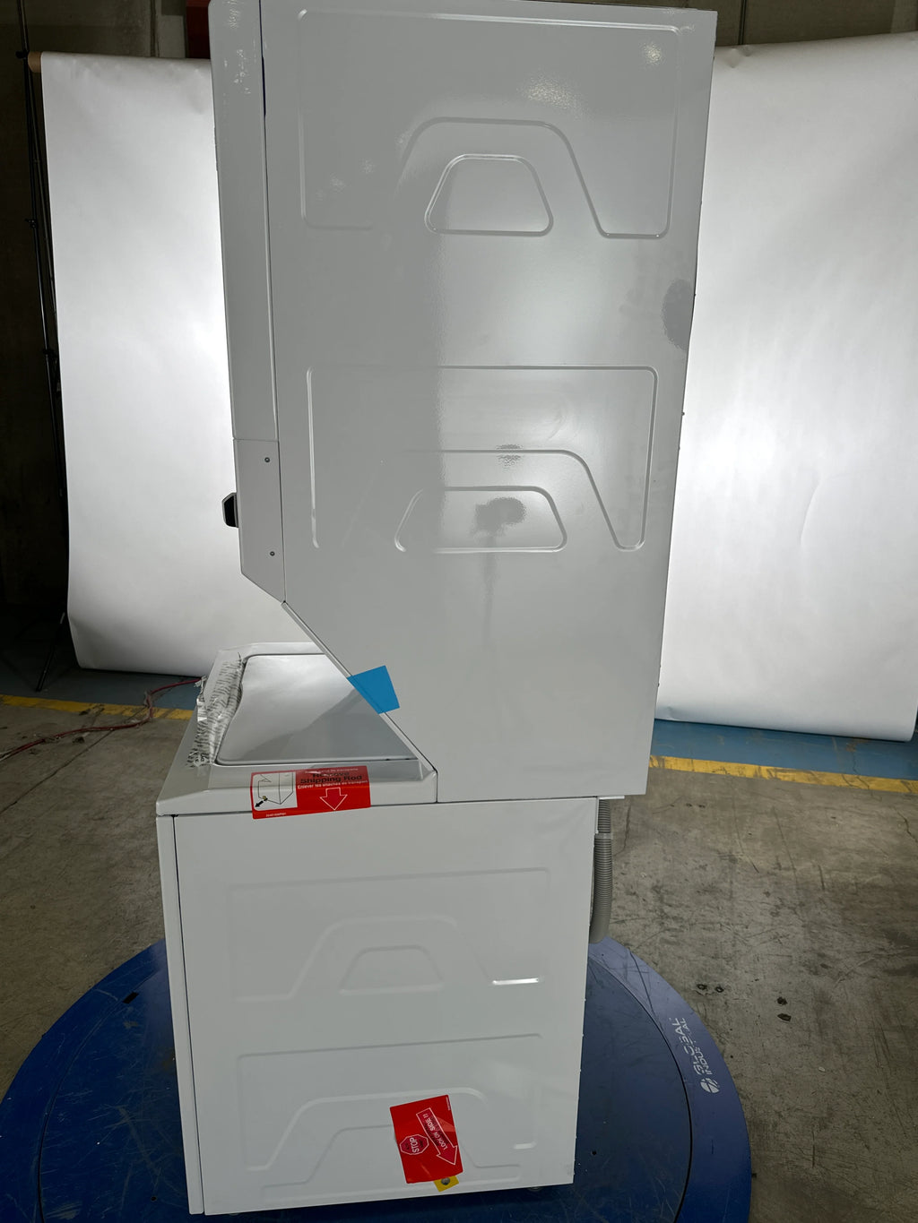 3.8 cu. ft. Washer 5.9 cu. ft. Electric Dryer Combo White A720