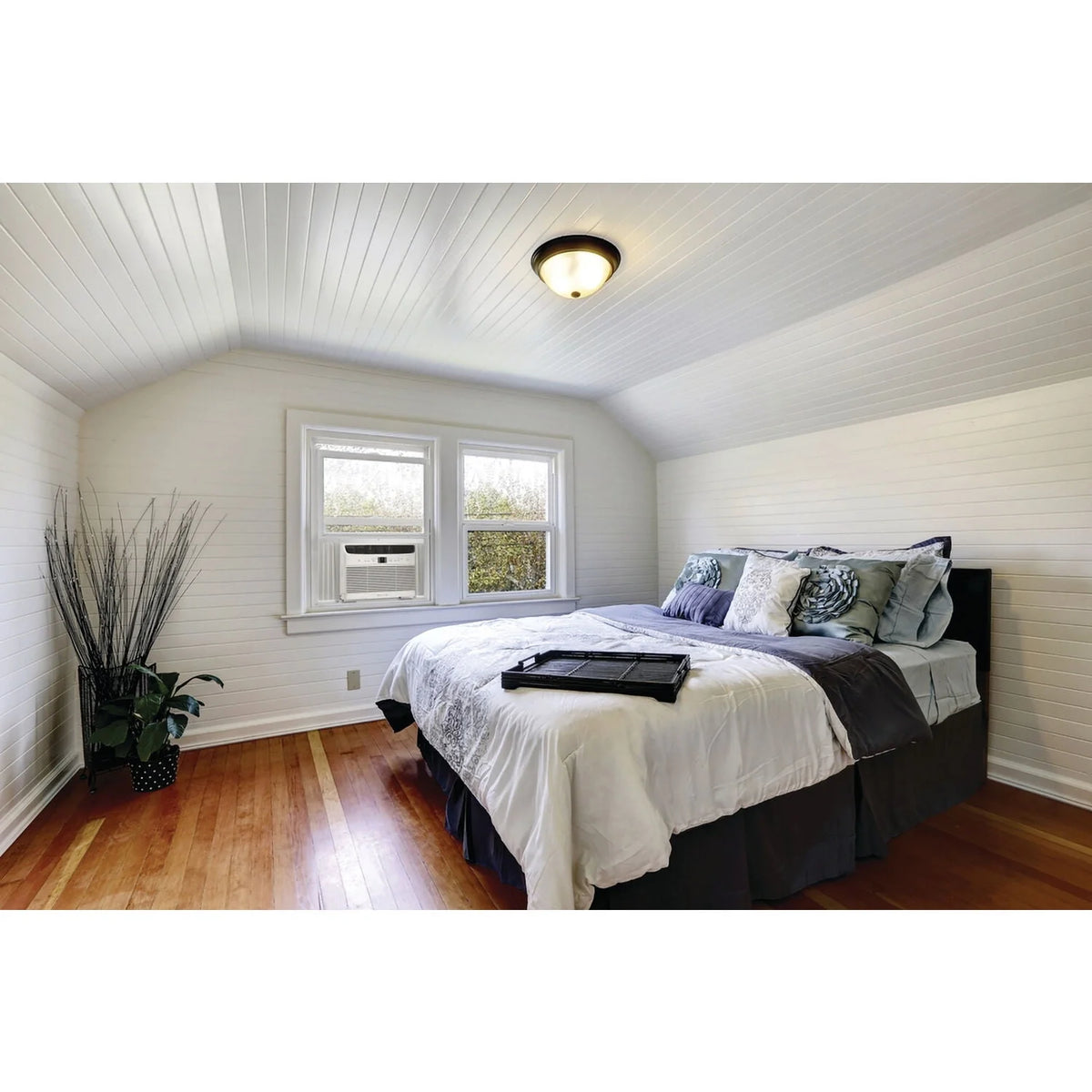 5,000 BTU 115V Window-Mounted Mini-Compact Air Conditioner with Remote Control, White Z363