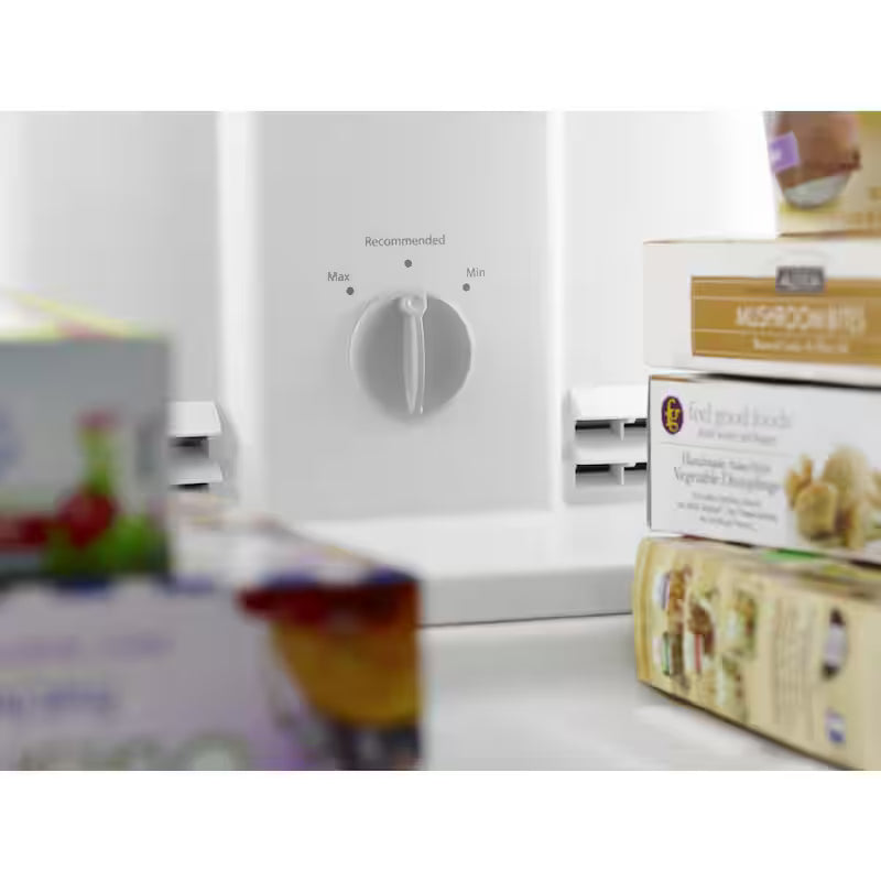 Black Top Freezer Refrigerator E41102
