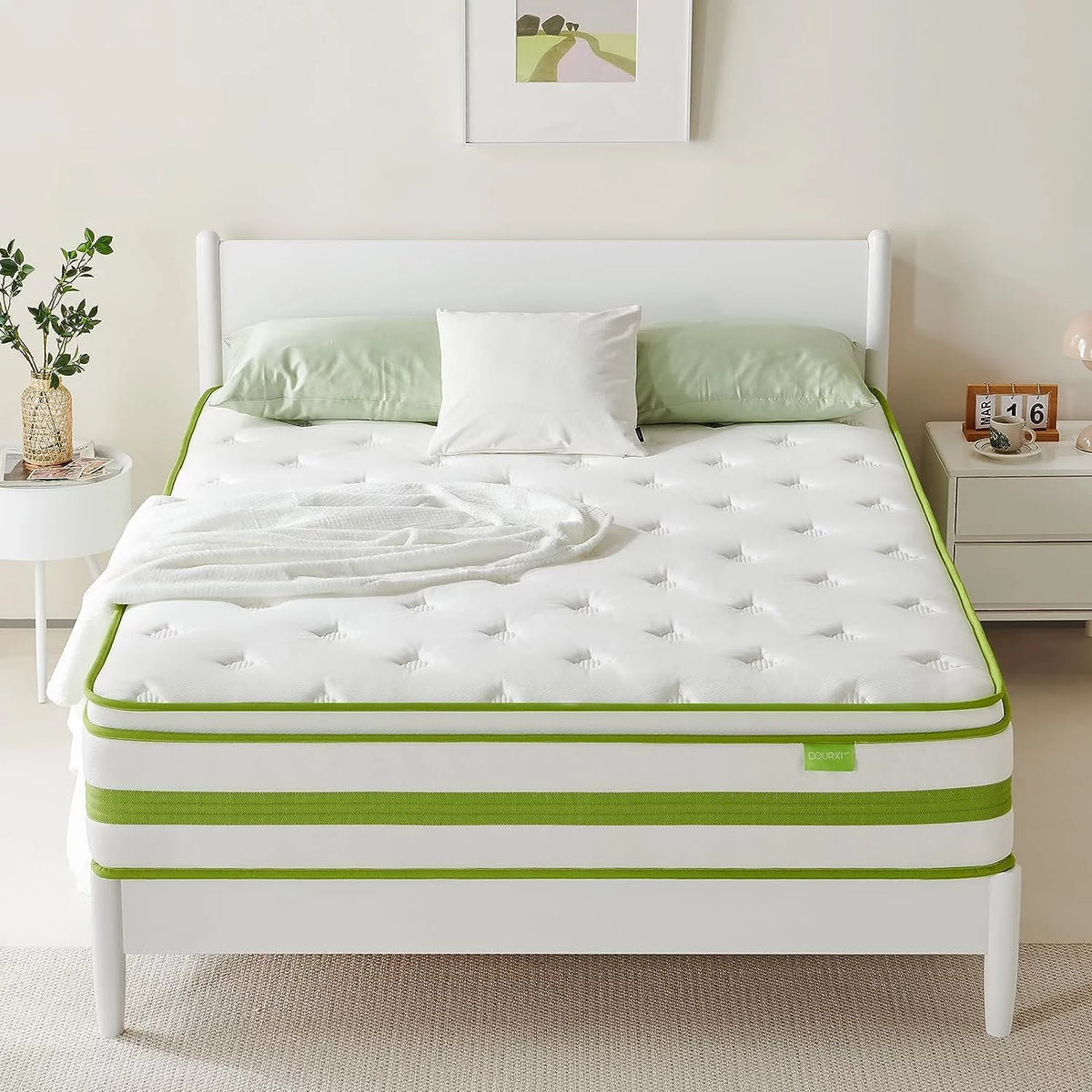 Queen 12 Inch Hybrid Memory Foam Mattress A8955