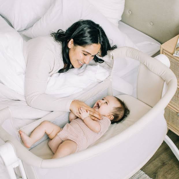 Organic Bassinet & Bedside Sleeper V446