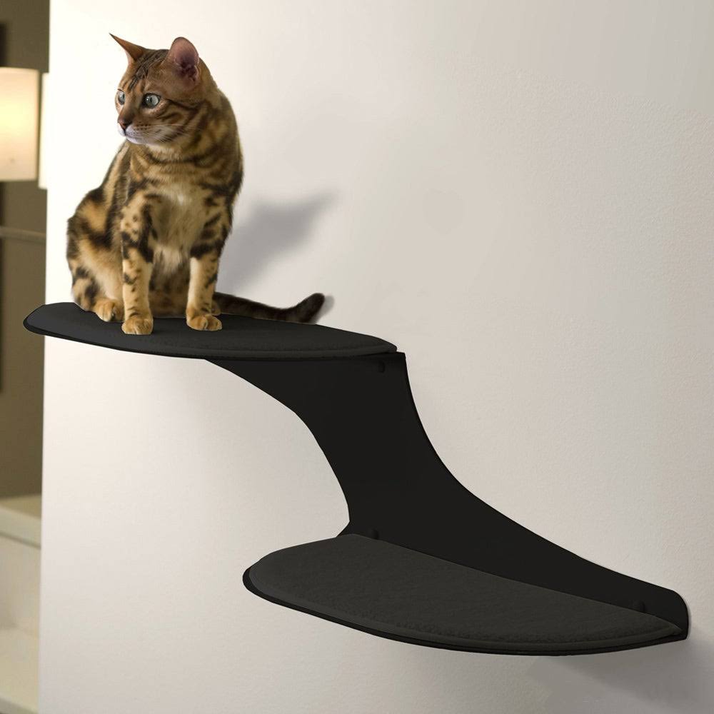 Red Left Facing Cat Shelf Z1963