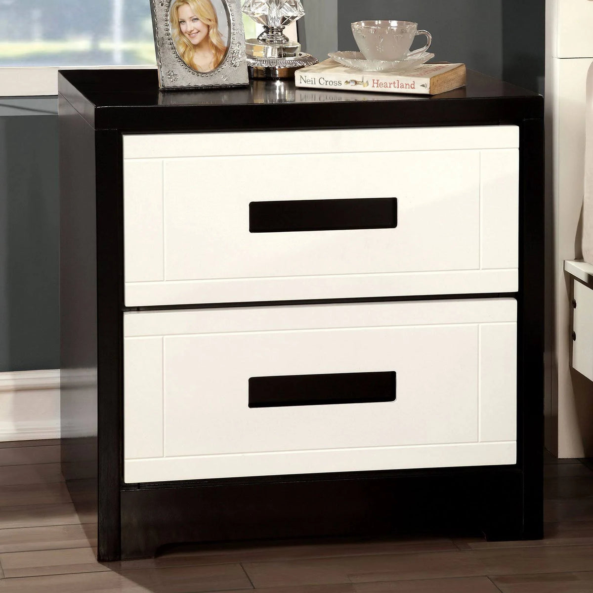 Night Stand P537680