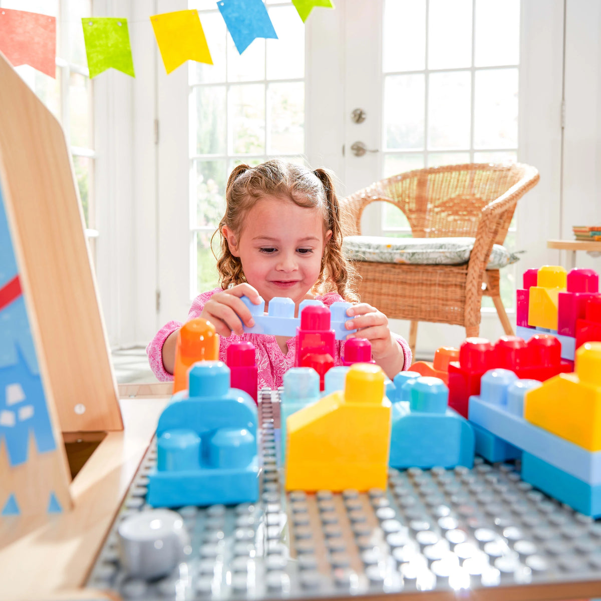 Wooden Table with 50 Blocks G984
