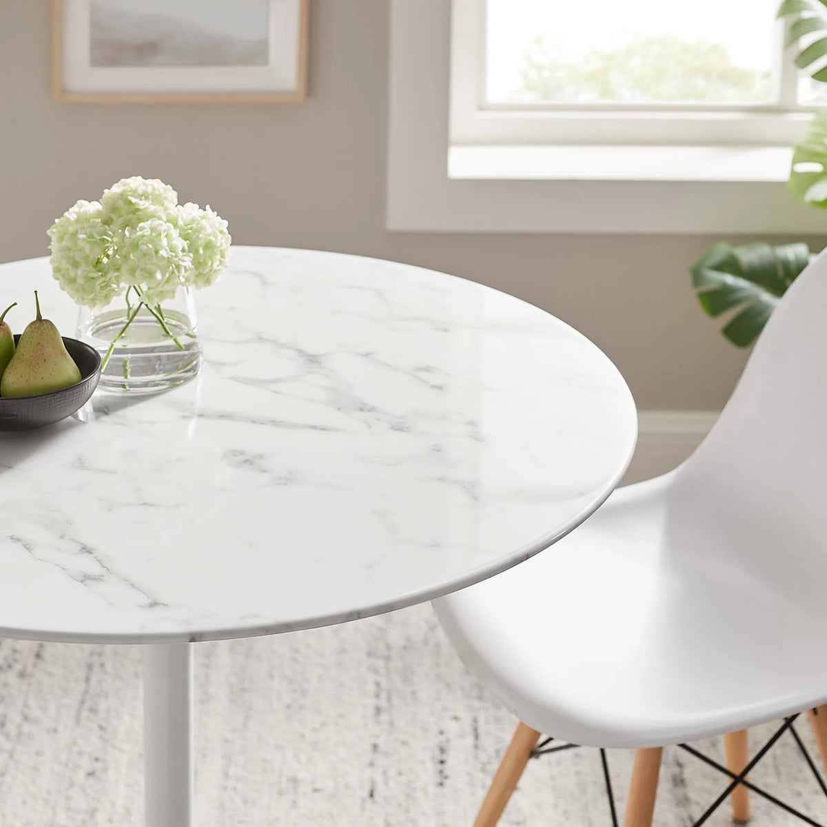 Round Artificial Marble Dining Table in White E9133