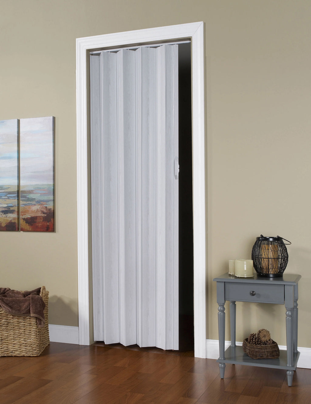 White Vinyl Accordion Folding Door Z1195